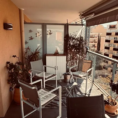 Spacious And Quiet, Air Conditioning, Parking, High Floor