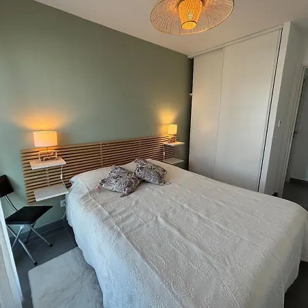 Apartment Spacious And Quiet, Air Conditioning, Parking, High Floor Antibes
